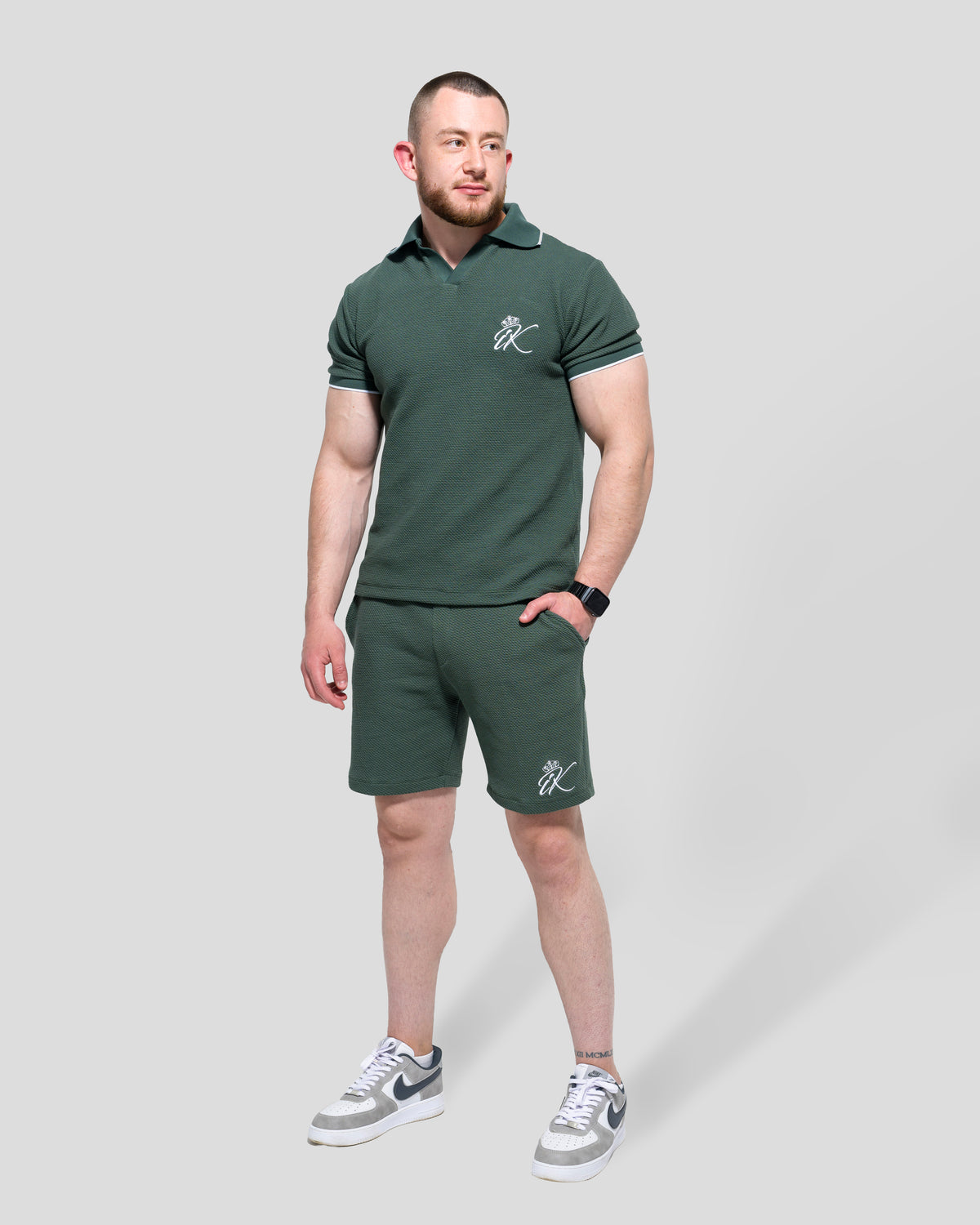 Екип "Supreme" Emerald Ash