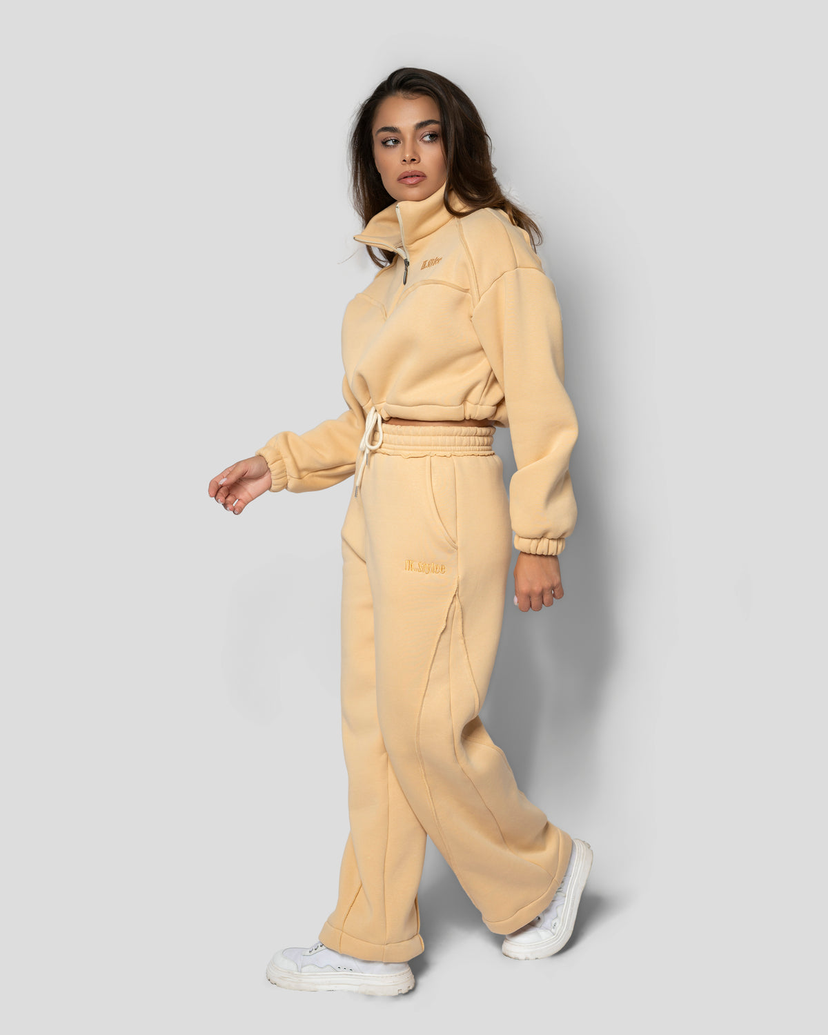 Екип "FLOZY" Golden Cream